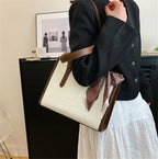 Bravona Caramel Charm Carry