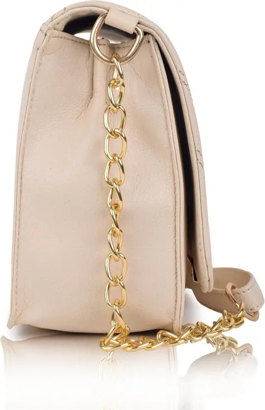 Elaris Beige Chain Carry