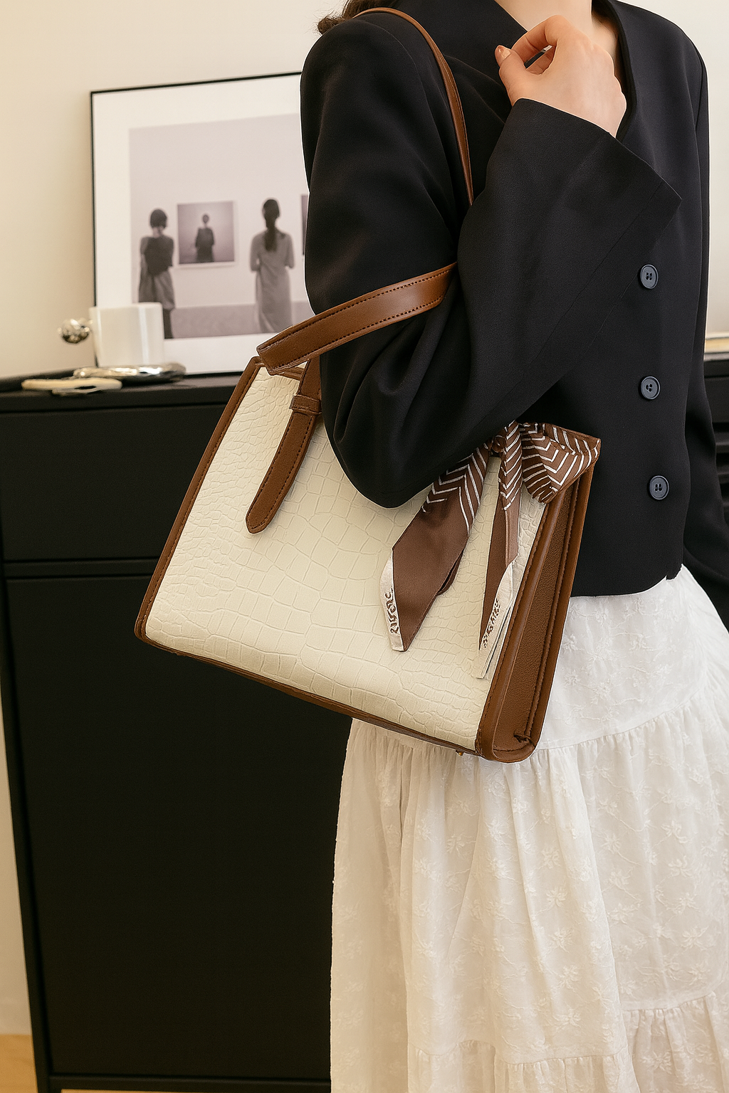 Selvara Caramel Accent Tote